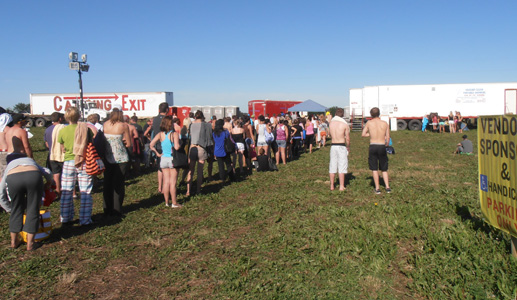 line up for shower trailer truck